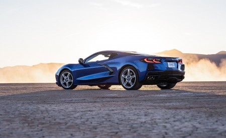 2020 Chevrolet Corvette Stingray (Color: Elkhart Lake Blue Metallic) Rear Three-Quarter Wallpapers 450x275 (56)