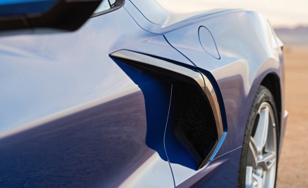 2020 Chevrolet Corvette Stingray (Color: Elkhart Lake Blue Metallic) Side Vent Wallpapers 450x275 (59)