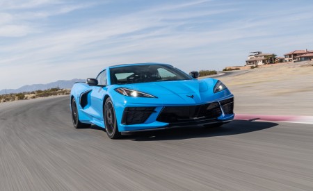 2020 Chevrolet Corvette Stingray (Color: Rapid Blue) Front Wallpapers 450x275 (78)