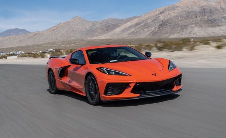 2020 Chevrolet Corvette Stingray (Color: Sebring Orange Tintcoat) Front Three-Quarter Wallpapers 450x275 (5)