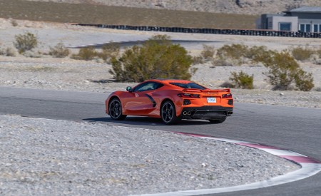2020 Chevrolet Corvette Stingray (Color: Sebring Orange Tintcoat) Rear Three-Quarter Wallpapers 450x275 (11)