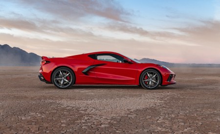 2020 Chevrolet Corvette Stingray (Color: Torch Red) Side Wallpapers 450x275 (29)