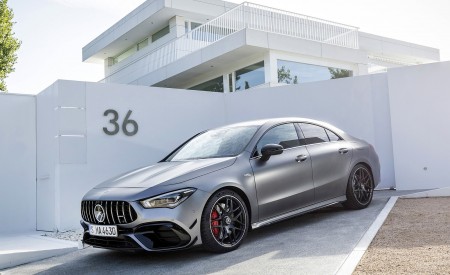 2020 Mercedes-AMG CLA 45 (Color: Designo Mountain Gray Magno) Front Three-Quarter Wallpapers 450x275 (42)