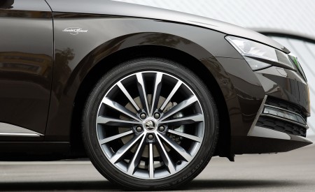 2020 Skoda Superb Laurin & Klement Wheel Wallpapers 450x275 (36)