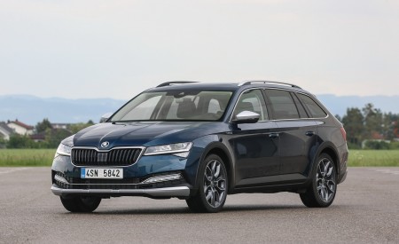 2020 Skoda Superb Scout Front Three-Quarter Wallpapers 450x275 (18)
