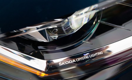 2020 Skoda Superb Scout Headlight Wallpapers 450x275 (31)