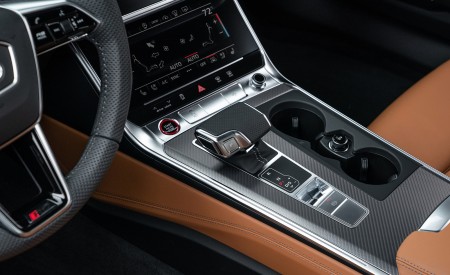 2020 Audi RS 6 Avant (Color: Nardo Gray; US-Spec) Central Console Wallpapers 450x275 (33)