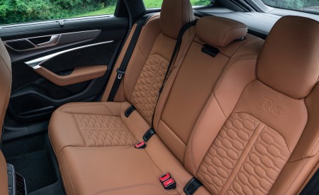 2020 Audi RS 6 Avant (Color: Nardo Gray; US-Spec) Interior Rear Seats Wallpapers 450x275 (42)
