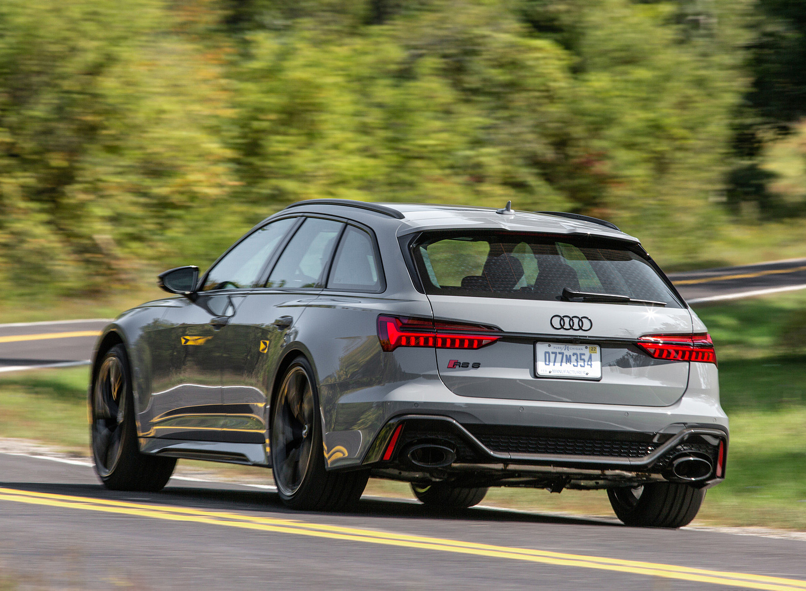 2020 Audi RS 6 Avant (Color: Nardo Gray; US-Spec) Rear Three-Quarter Wallpapers (3)