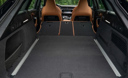 2020 Audi RS 6 Avant (Color: Nardo Gray; US-Spec) Trunk Wallpapers 450x275 (44)