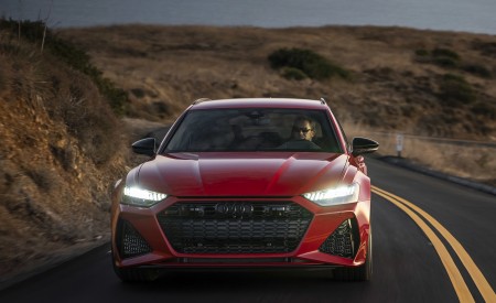 2020 Audi RS 6 Avant (Color: Tango Red) Front Wallpapers 450x275 (48)