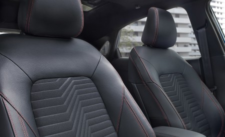 2020 Ford Puma Interior Front Seats Wallpapers 450x275 (17)