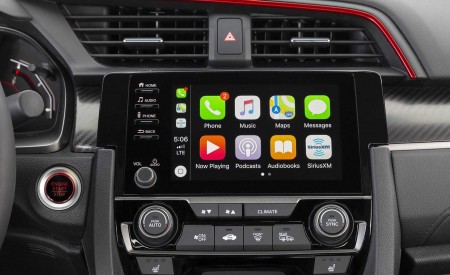 2020 Honda Civic Si Sedan Central Console Wallpapers 450x275 (21)