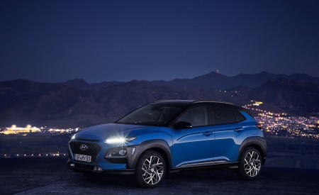 2020 Hyundai Kona Hybrid (Euro-Spec) Front Three-Quarter Wallpapers 450x275 (9)