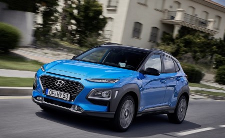 2020 Hyundai Kona Hybrid (Euro-Spec) Front Three-Quarter Wallpapers 450x275 (4)
