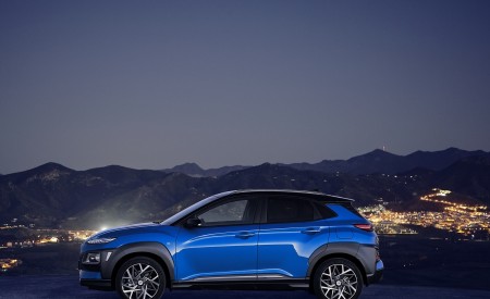2020 Hyundai Kona Hybrid (Euro-Spec) Side Wallpapers 450x275 (11)