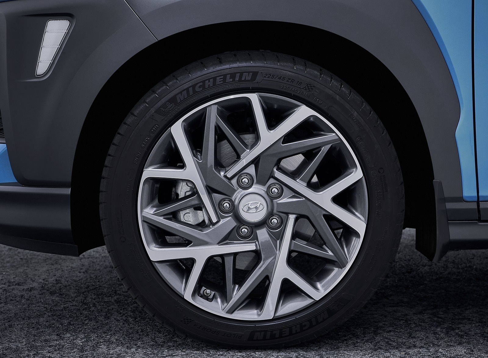 2020 Hyundai Kona Hybrid (Euro-Spec) Wheel Wallpapers (12)