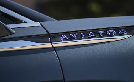 2020 Lincoln Aviator Grand Touring Detail Wallpapers 450x275 (52)