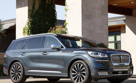 2020 Lincoln Aviator Grand Touring Front Three-Quarter Wallpapers 450x275 (30)