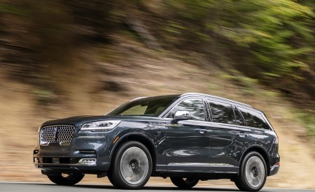 2020 Lincoln Aviator Grand Touring Front Three-Quarter Wallpapers 450x275 (12)