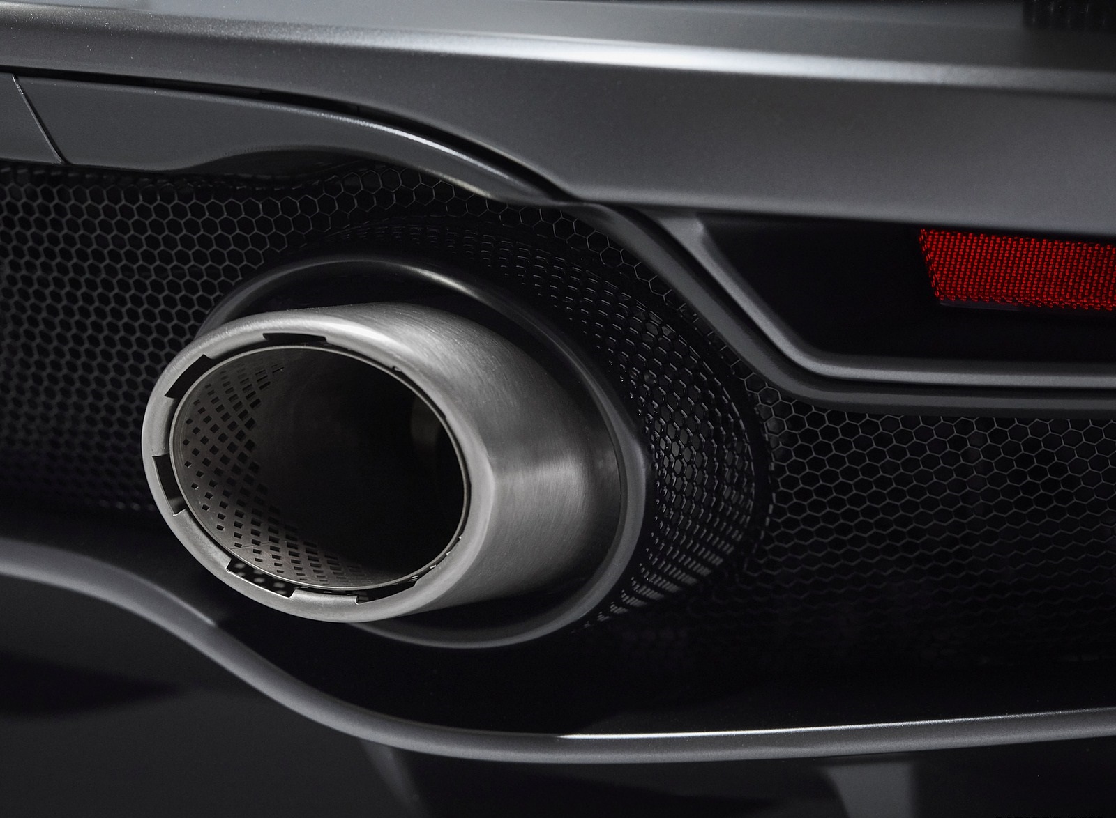 2020 McLaren GT by MSO Exhaust Wallpapers (6)