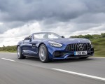 2020 Mercedes-AMG GT S Roadster (UK-Spec) Front Three-Quarter Wallpapers 150x120 (17)