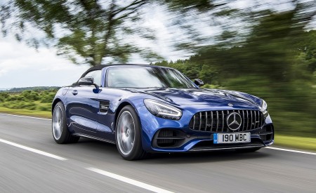 2020 Mercedes-AMG GT S Roadster (UK-Spec) Front Three-Quarter Wallpapers 450x275 (8)
