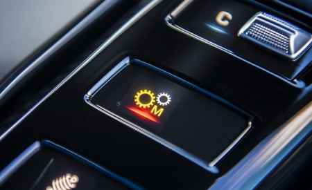 2020 Mercedes-AMG GT S Roadster (UK-Spec) Interior Detail Wallpapers 450x275 (60)