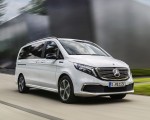 2020 Mercedes-Benz EQV 300 (Color: Mountain Crystal White Metallic) Front Three-Quarter Wallpapers 150x120 (4)