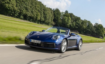 2020 Porsche 911 Carrera Cabriolet (Color: Gentian Blue Metallic) Front Three-Quarter Wallpapers 450x275 (10)