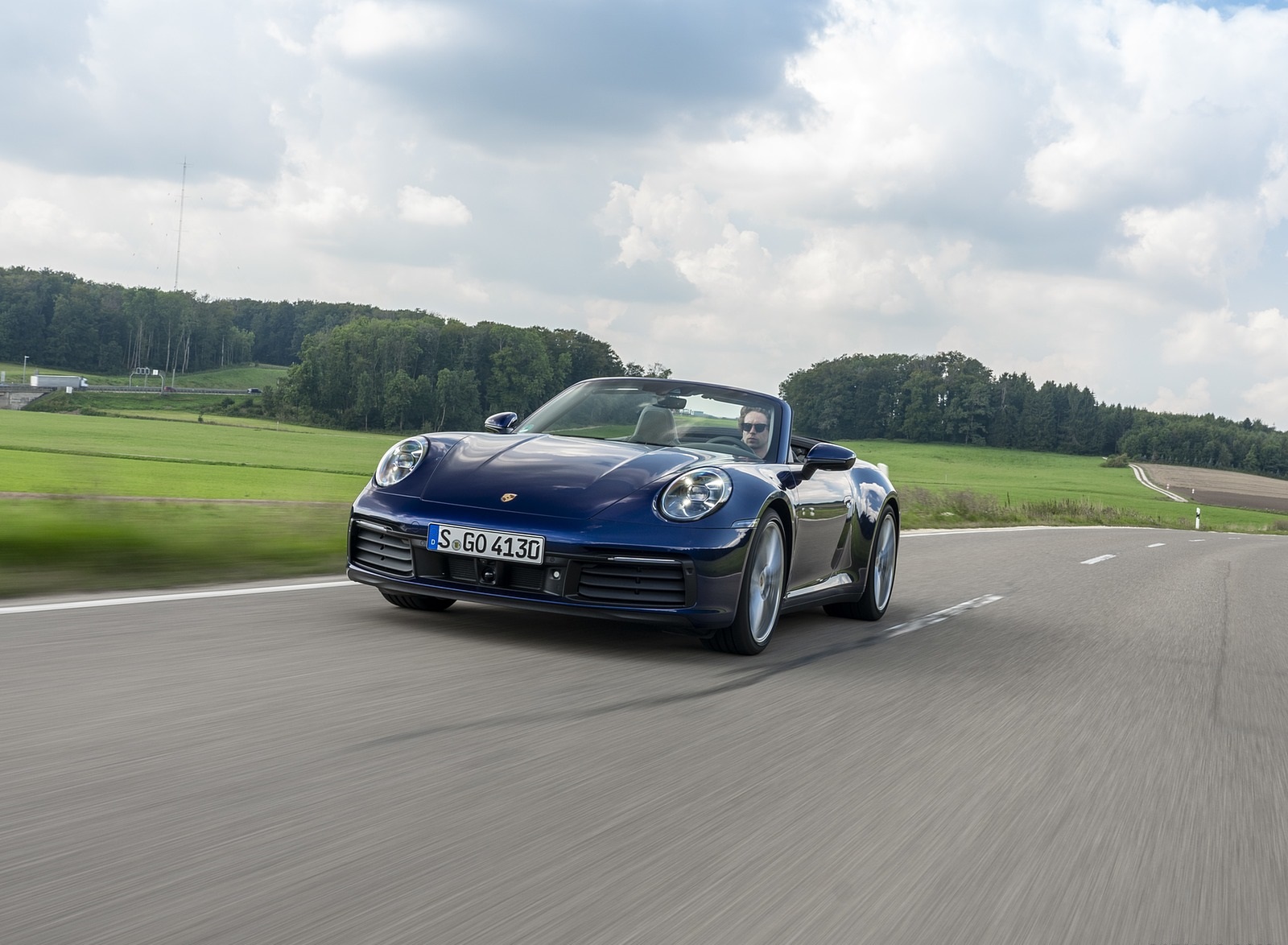 2020 Porsche 911 Carrera Cabriolet (Color: Gentian Blue Metallic) Front Three-Quarter Wallpapers (14)
