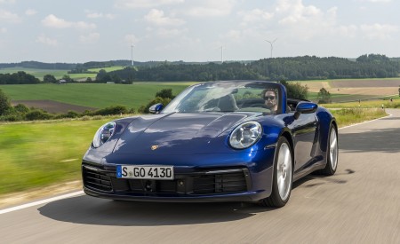 2020 Porsche 911 Carrera Cabriolet (Color: Gentian Blue Metallic) Front Three-Quarter Wallpapers 450x275 (15)