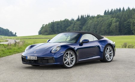 2020 Porsche 911 Carrera Cabriolet (Color: Gentian Blue Metallic) Front Three-Quarter Wallpapers 450x275 (27)