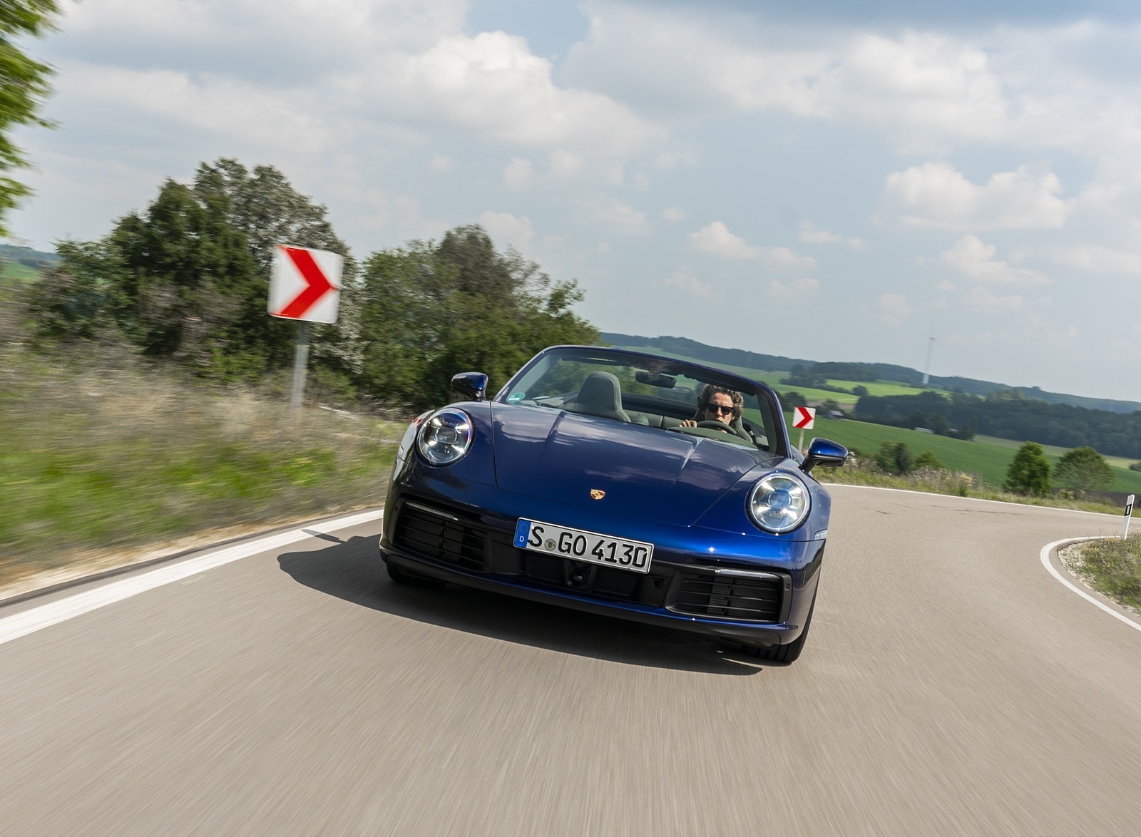 2020 Porsche 911 Carrera Cabriolet (Color: Gentian Blue Metallic) Front Wallpapers #3 of 61