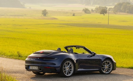2020 Porsche 911 Carrera Cabriolet (Color: Gentian Blue Metallic) Rear Three-Quarter Wallpapers 450x275 (33)
