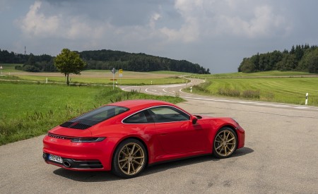 2020 Porsche 911 Carrera Coupe (Color: Guards Red) Rear Three-Quarter Wallpapers 450x275 (31)