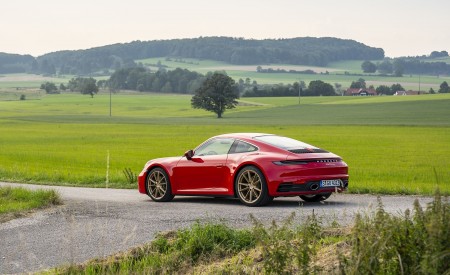 2020 Porsche 911 Carrera Coupe (Color: Guards Red) Rear Three-Quarter Wallpapers 450x275 (32)