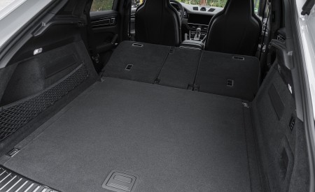 2020 Porsche Cayenne Turbo S E-Hybrid Coupe Trunk Wallpapers 450x275 (21)