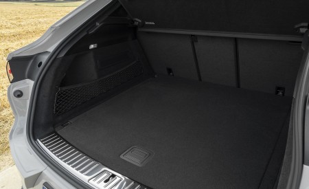 2020 Porsche Cayenne Turbo S E-Hybrid Coupe Trunk Wallpapers 450x275 (22)