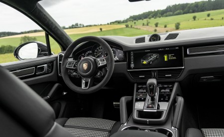 2020 Porsche Cayenne Turbo S E-Hybrid Interior Wallpapers 450x275 (44)