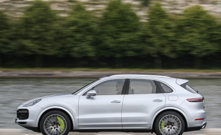 2020 Porsche Cayenne Turbo S E-Hybrid Side Wallpapers 450x275 (10)