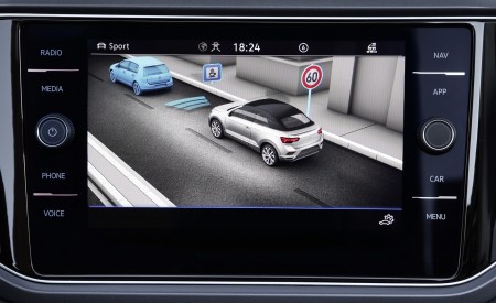 2020 Volkswagen T-Roc Cabriolet Central Console Wallpapers 450x275 (75)