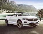 2020 Volkswagen T-Roc Cabriolet Front Three-Quarter Wallpapers 150x120