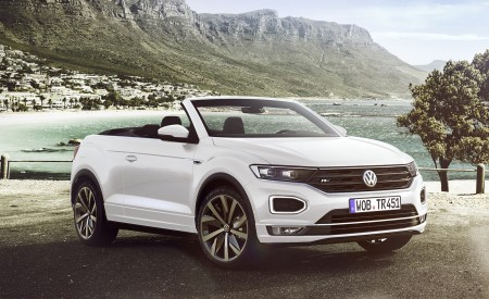 2020 Volkswagen T-Roc Cabriolet Front Three-Quarter Wallpapers 450x275 (163)