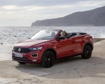 2020 Volkswagen T-Roc Cabriolet Front Three-Quarter Wallpapers 150x120