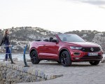 2020 Volkswagen T-Roc Cabriolet Front Three-Quarter Wallpapers 150x120