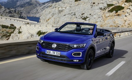2020 Volkswagen T-Roc Cabriolet Front Three-Quarter Wallpapers 450x275 (4)
