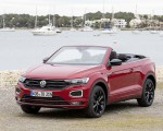 2020 Volkswagen T-Roc Cabriolet Front Three-Quarter Wallpapers 150x120
