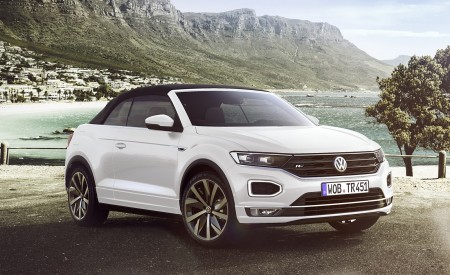2020 Volkswagen T-Roc Cabriolet Front Three-Quarter Wallpapers 450x275 (164)