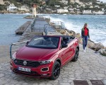 2020 Volkswagen T-Roc Cabriolet Front Three-Quarter Wallpapers 150x120